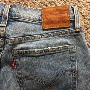 LEVI High Waist Bermuda short